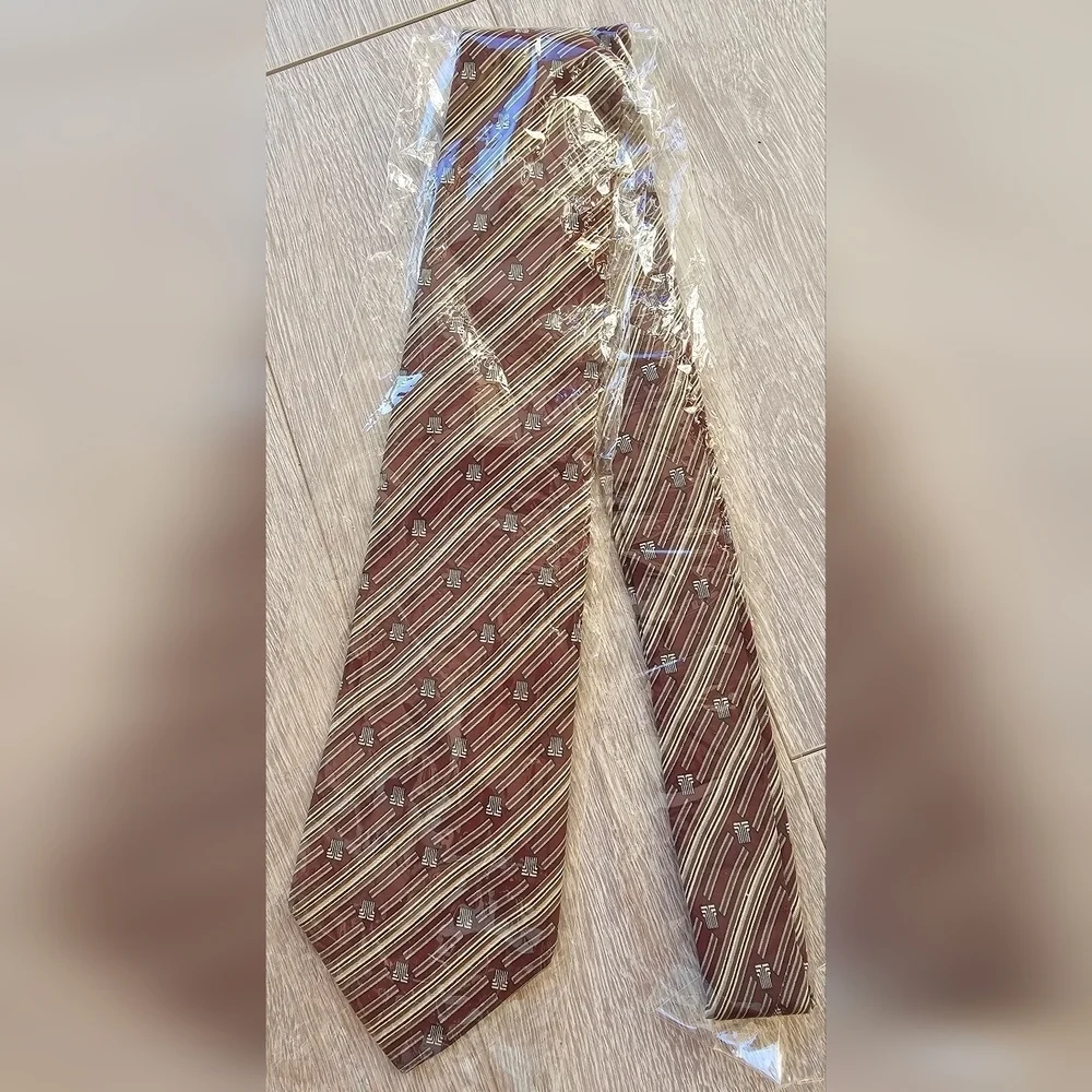 👔 New Vintage Signed Lining LANVIN Paris Luxury 100% Silk Tie by - Picture 2 of 5